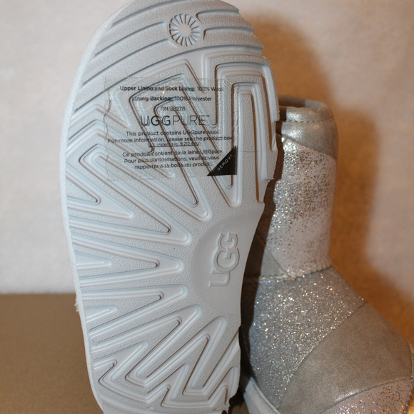 UGG TODDLER PATCHWORK LEATHER BOOTS NEW SILVER - Picture 8 of 8